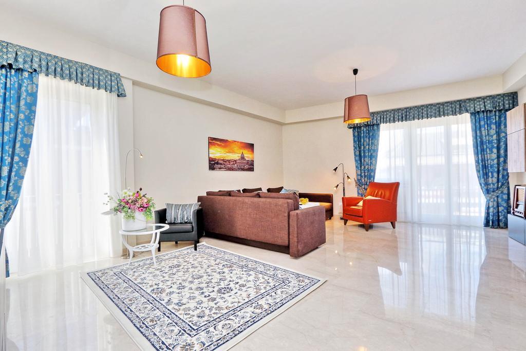 Apartamento de 130 m² en Trionfale, con 3 habitación Roma Exterior foto